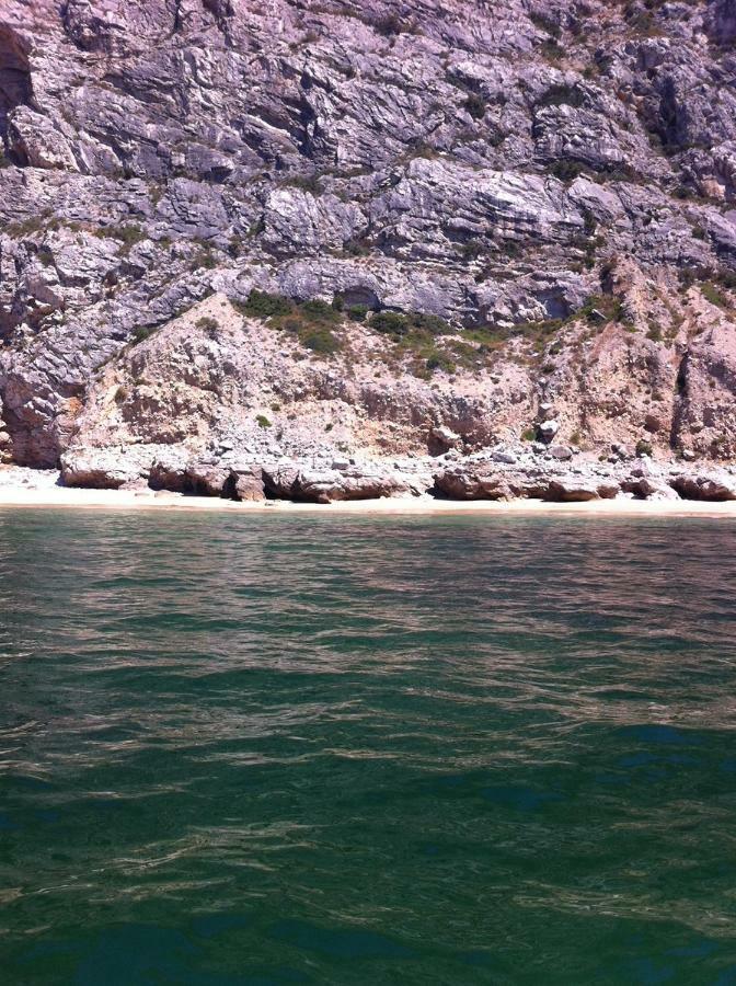 Apartament T2 Com Vista Mar Sesimbra Zewnętrze zdjęcie
